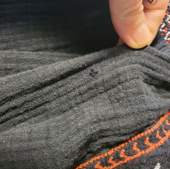 Old Navy Gauzy Cotton Embroidered Black Heirloom Dress size Medium - Picture 11 of 11